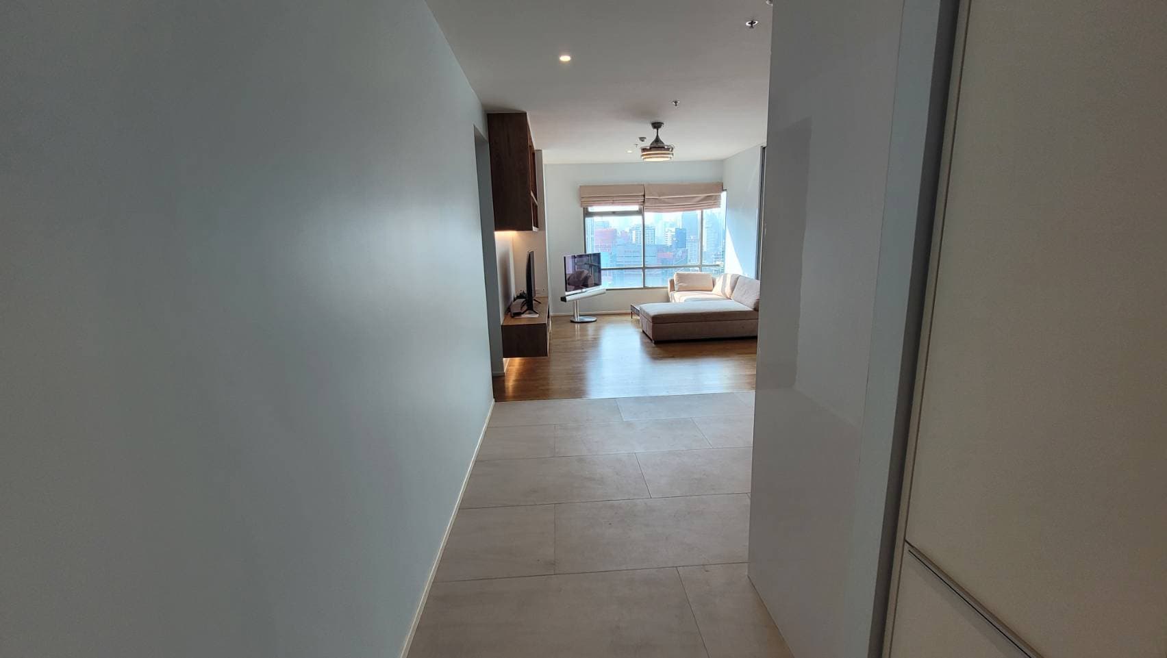 1726 – 109_living_room.jpg