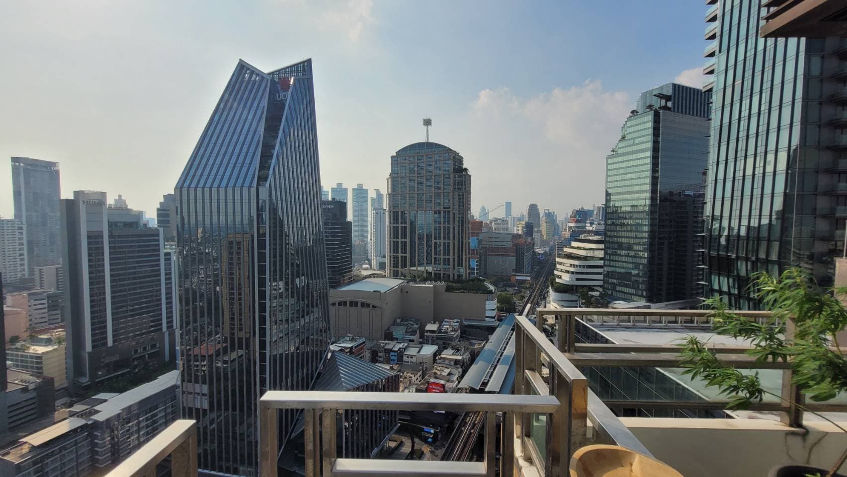 1726 – 605_terrace.jpg