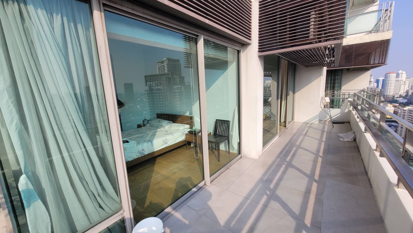 1726 – 607_terrace.jpg