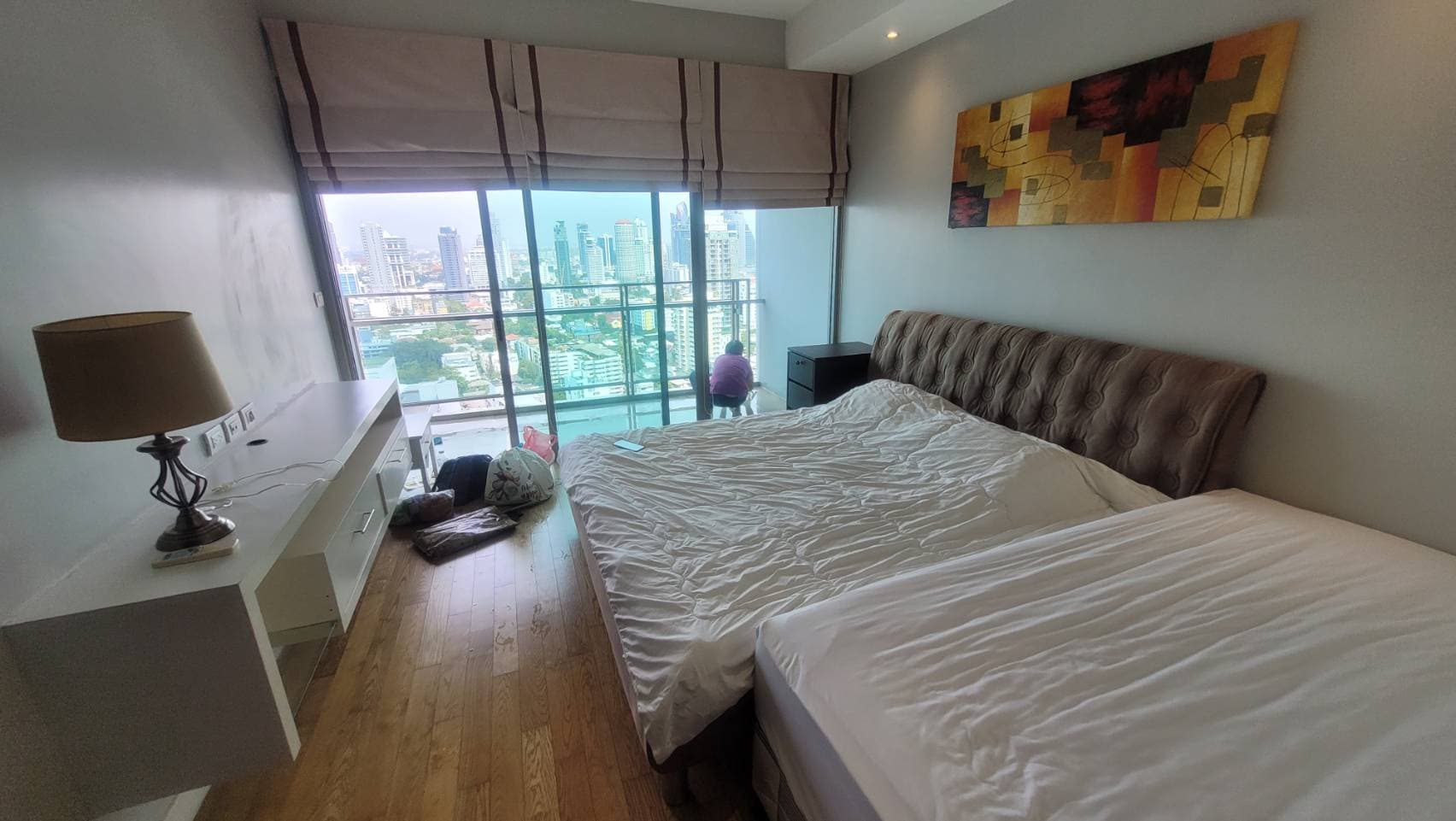 1728 – 205_bedroom.jpg