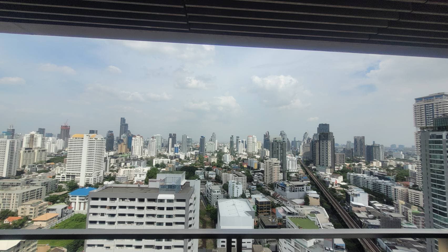 1728 – 601_terrace.jpg