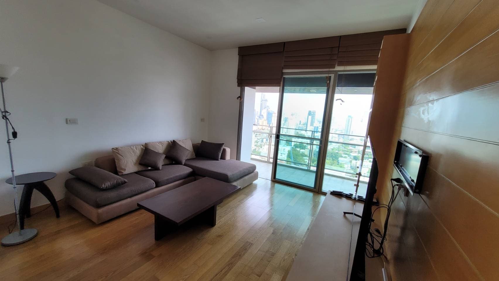 1729 – 103_living_room.jpg