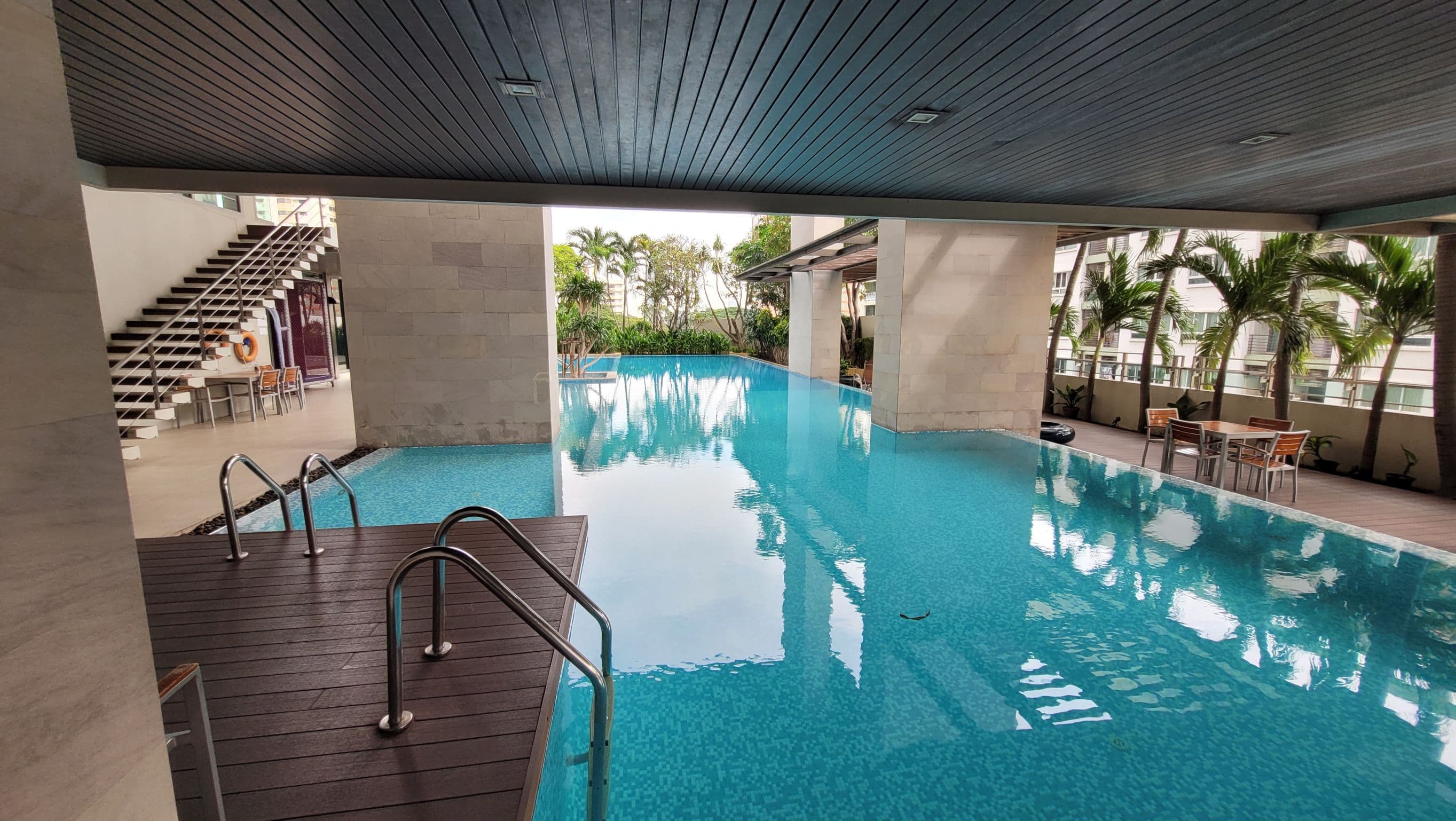 1735 – 614_terrace.jpg