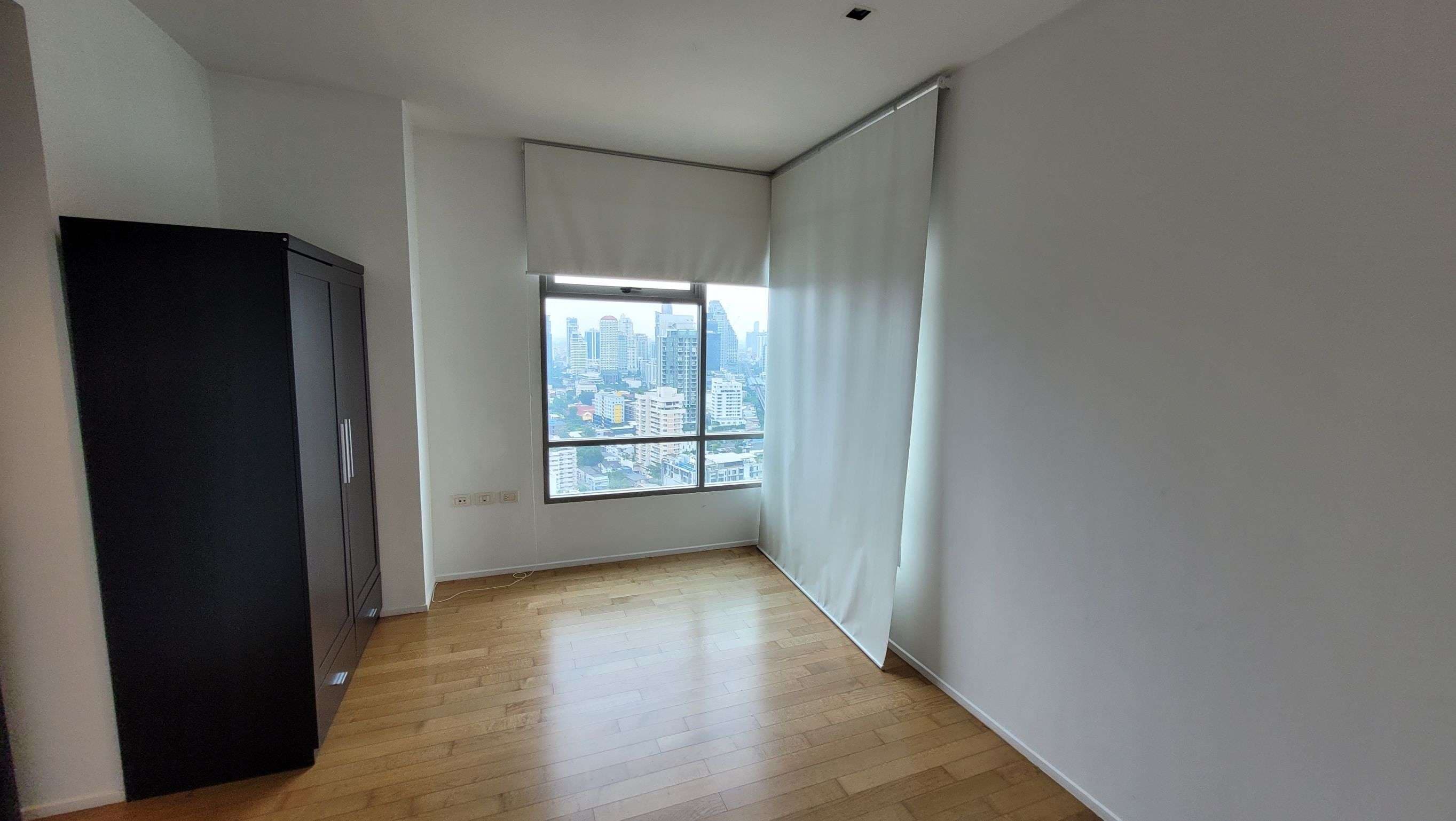 1735 – 701_other.jpg