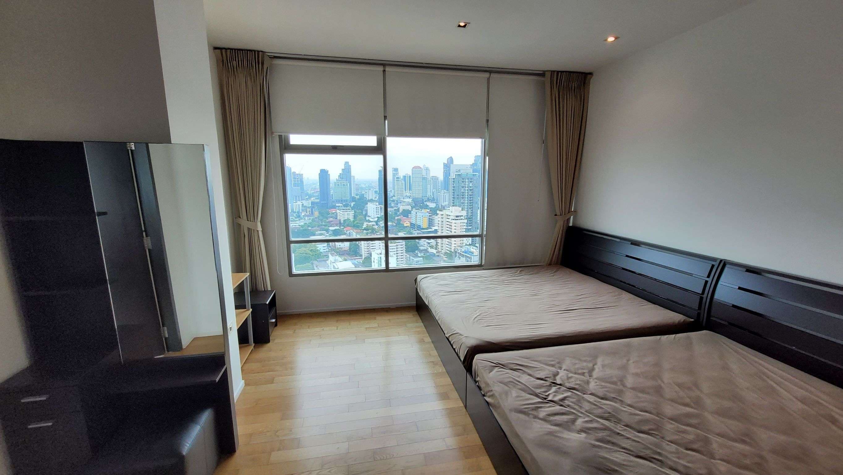 1735 – 704_other.jpg