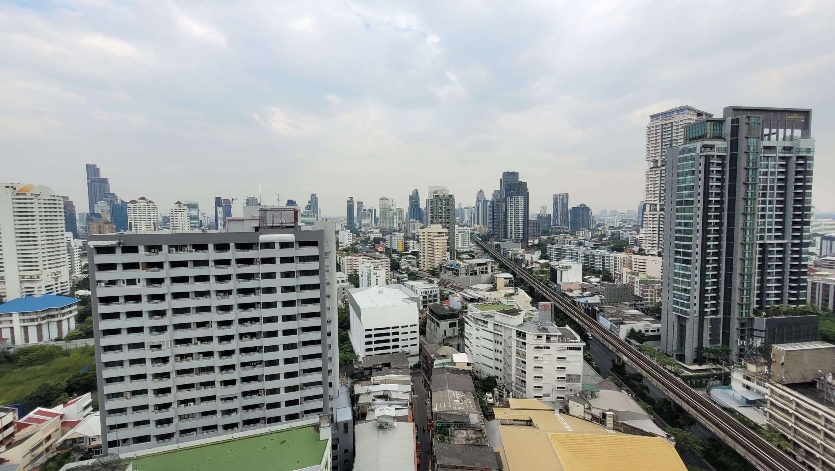 1737 – 603_terrace.jpg