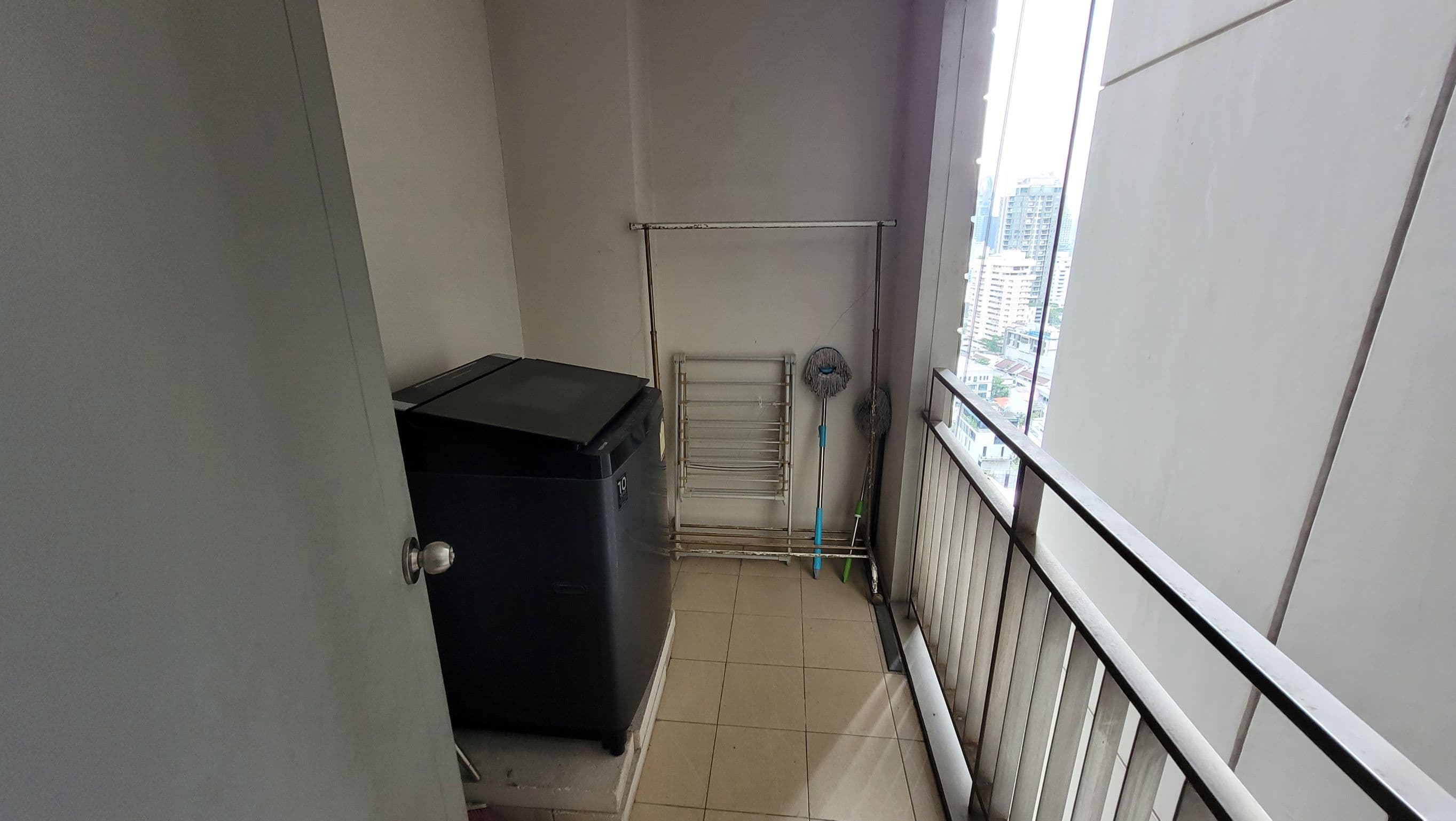 1737 – 705_other.jpg