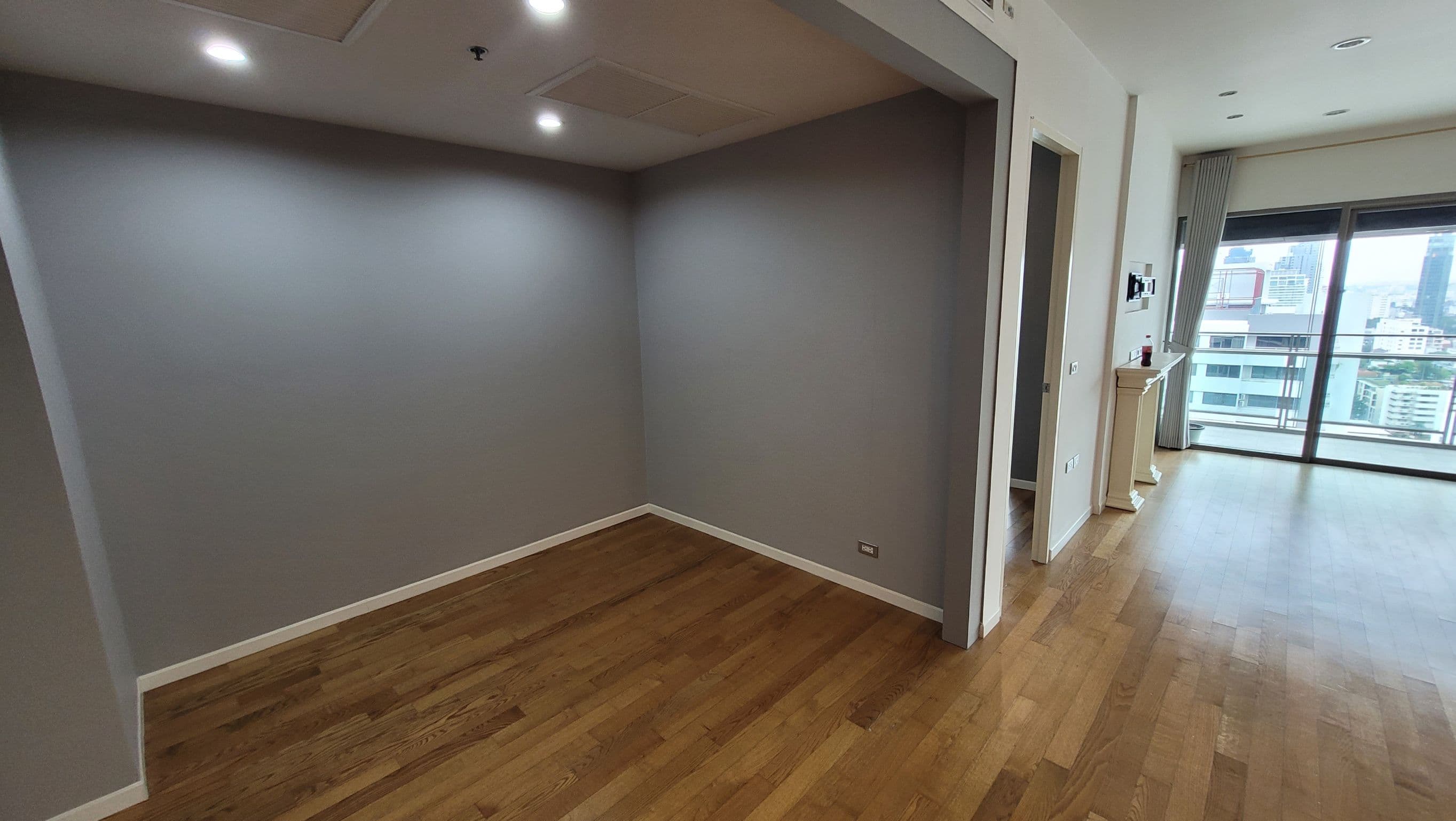 1737 – 709_other.jpg